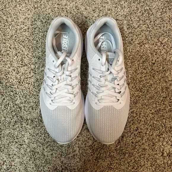 👟Nike | White Running Shoes👟