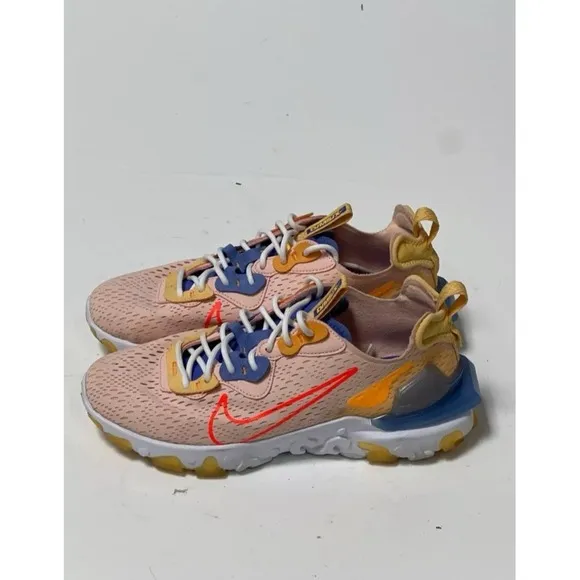 Nike Women's 9.5 React Vision 'Washed Coral' Sneakers - CI7523-600 -D/MS/X