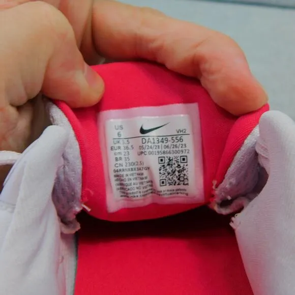 Nike Womens Renew in-season TR II Running Size 6 Sneakers Training New