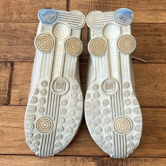 Nike Women's Shox Enigma Running Shoes Sneakers in Desert Sand Size 10