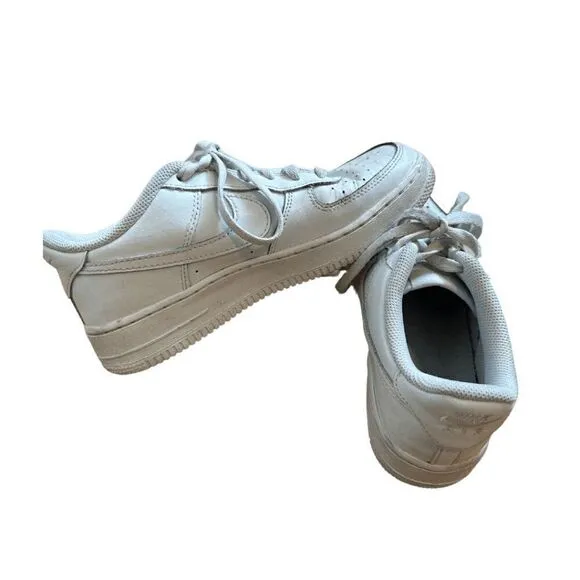 Nike Womens White Lace Up Air Force 1 Low Top Casual Sneakers Size 8.5