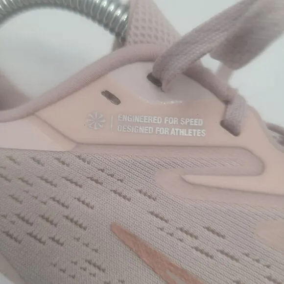 Nike Women's Zoom Winflo 7 Barely Rose/R-Bronze Running Shoes-Sz 10 CJ0302-601
