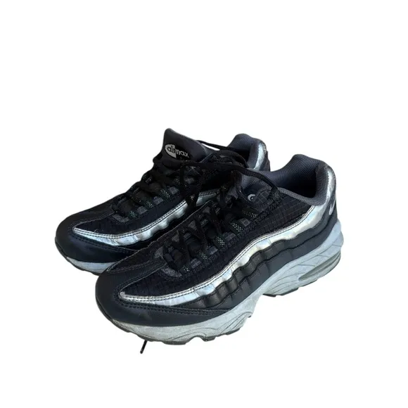 Nike Youth Air Max 95 GS Shoes Size 4.5Y Black Dark Gray - Metallic Silver