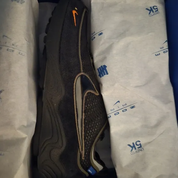 Nike Zoom Air Black Sneakers