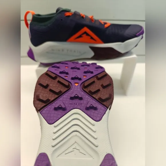 Nike ZoomX Zegama Purple Ink Safety Orange DH0623-500 Trail Hiking Running Shoes
