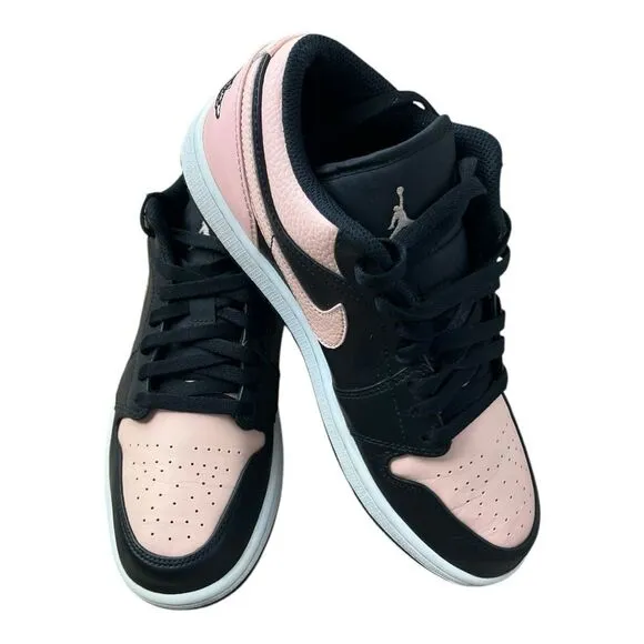 Nike Air Jordan 1 Low  size-8.5 Black/crimson