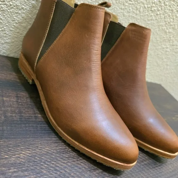 Nisolo Women's Eva Everyday Chelsea Leather Ankle Boot Brandy NEW Size 7.5‎