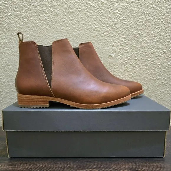 Nisolo Women's Eva Everyday Chelsea Leather Ankle Boot Brandy NEW Size 7.5‎