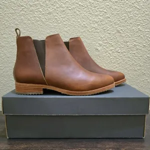 Nisolo Women's Eva Everyday Chelsea Leather Ankle Boot Brandy NEW Size 7.5‎