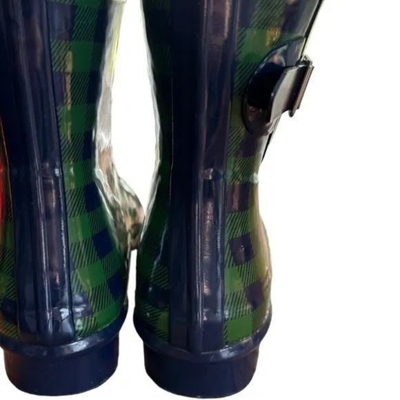 NOMAD GREEN AND BLUE GINGHAM RAIN BOOTS SIZE 6