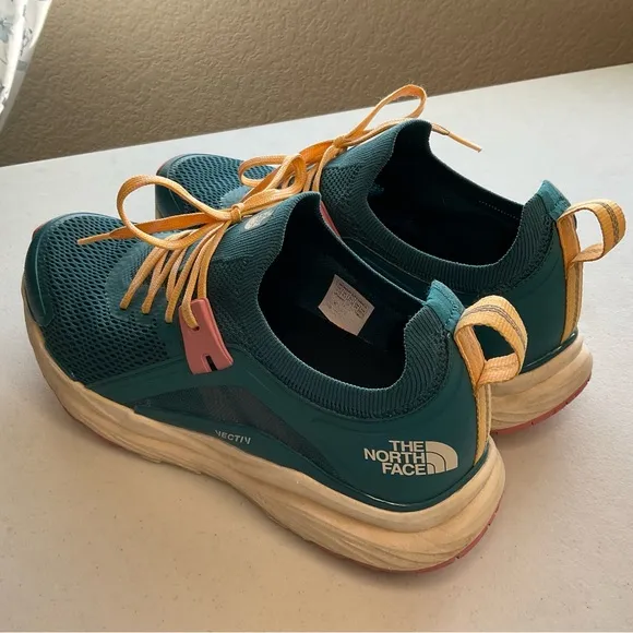 North Face Teal Sneakers with Yellow Laces size 10.5