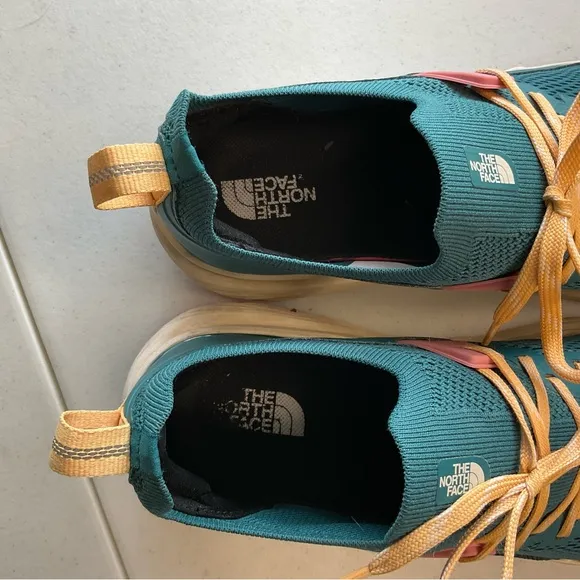 North Face Teal Sneakers with Yellow Laces size 10.5