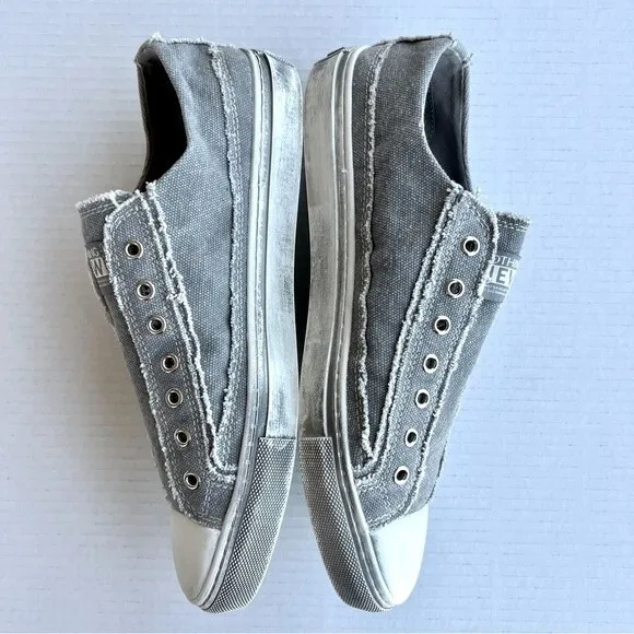 Nothing New Gray Low Top Distressed Slip On Sneaker Casual Shoes Men's 9.5