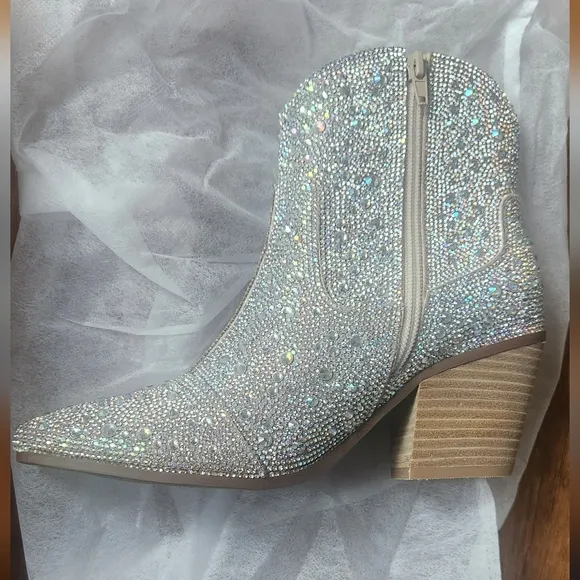 NWB Elegant Rhinestone-Embellished Ankle Boots