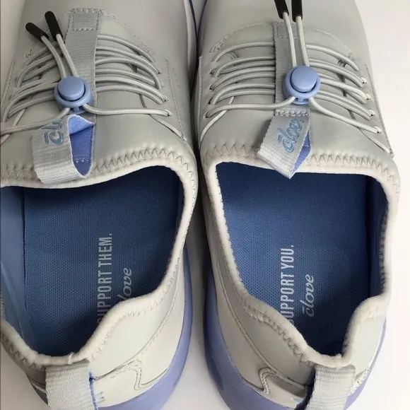 NWOB Clove Classic Slip On Nursing Shoe in Grey Matter Size 11.5