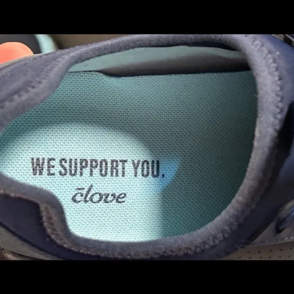 NWOB Clove Classic Sneakers Nursing Limited Edition Navy/Aqua/Teal Size W8.5/M7