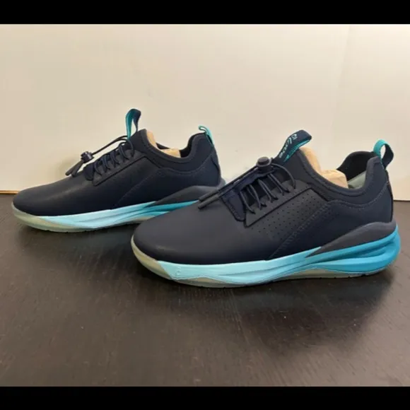 NWOB Clove Classic Sneakers Nursing Limited Edition Navy/Aqua/Teal Size W8.5/M7