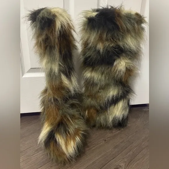 NWOB Dolls Kill / Current Mood Camo Liquid Rhythm Faux Fur Boots
