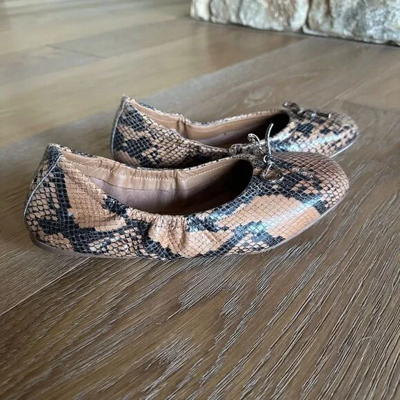 NWOB SEYCHELLES Breathless Flat In Snake
