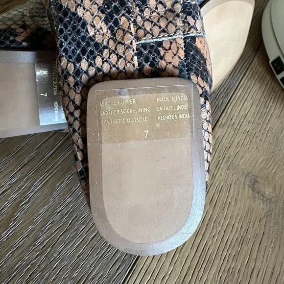 NWOB SEYCHELLES Breathless Flat In Snake