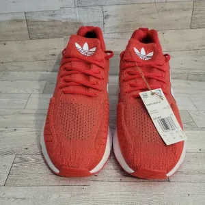 NWOT‎ Adidas Swift Run 22 Sneakers Mens Size 11 Red White Athletic Shoes