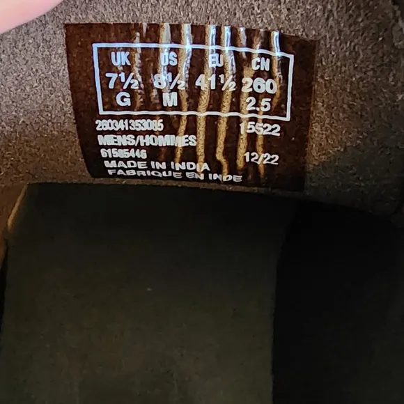 NWoT Clarks Men's Brown Beeswax Leather Dessert Boots Size 8.5