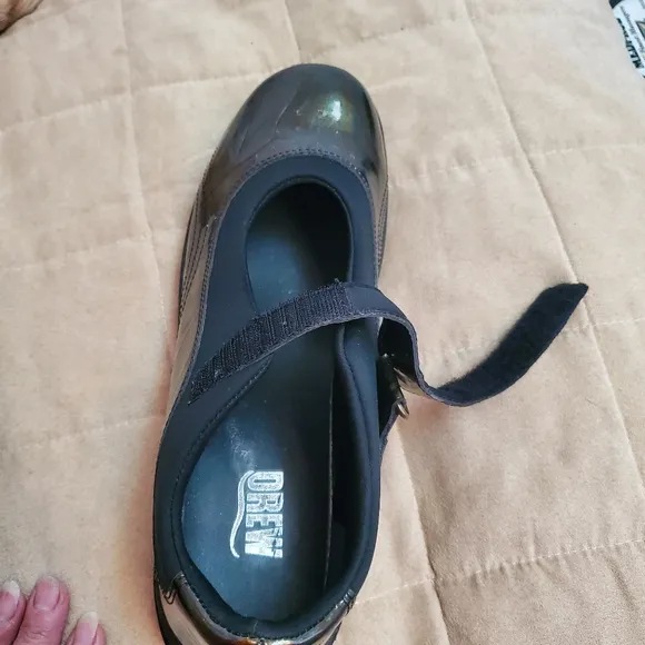 NWOT Drew Rose Women's Mary Jane Shoes