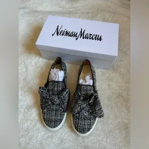 NWOT Karl Lagerfeld Paris Esme Bow‎ Tweed Slip On Sneakers Size 7