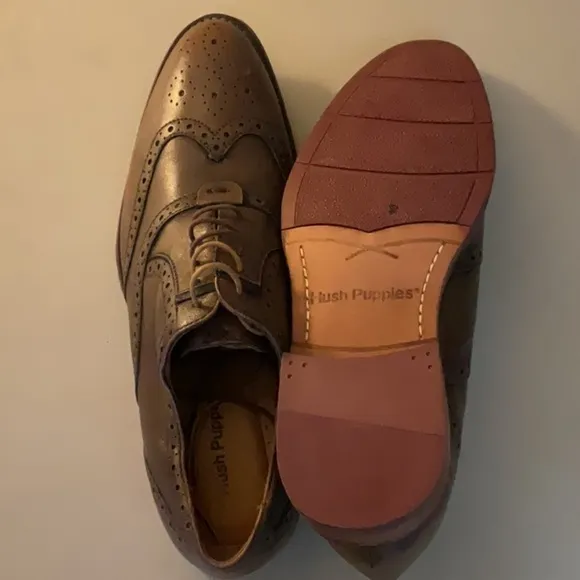 NWOT Mens hush puppies dress shoes