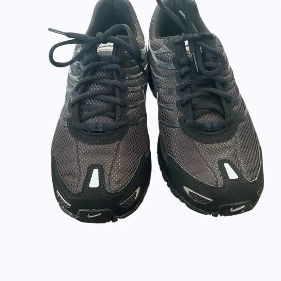 NWOT Men’s Nike Air Max Torch 4 Running Shoe- Size 8
