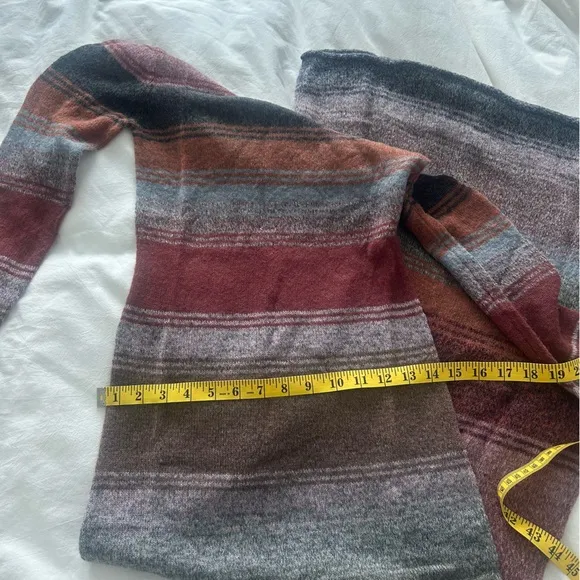 NWOT realisation par Daphne dress in dune stripe, size small