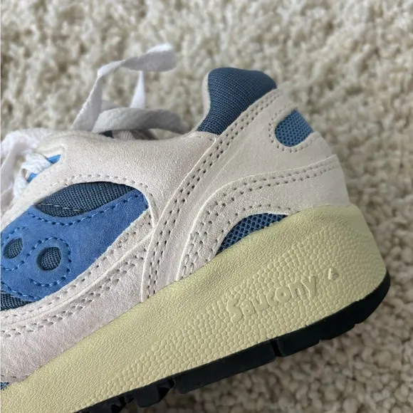 NWOT Saucony Shadow 6000 OG White/Blue Men's Kids Sneakers Size 4