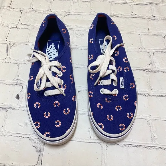 NWOT Vans   MLB Chicago Cubs Sneakers