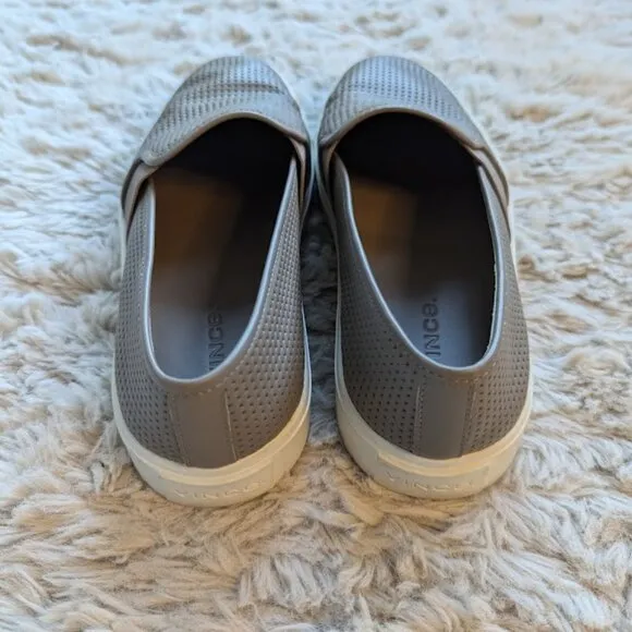 NWOT VINCE Blair Perforated Suede Sneaker size 8