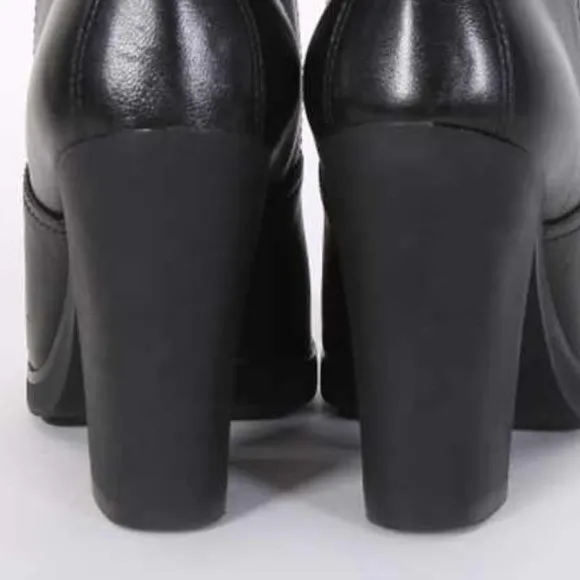 NWOT Y2K unworn Prada boots