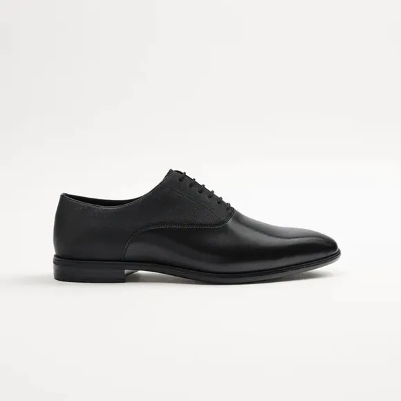 NWOT. Zara Black Dress Shoes. Size 9