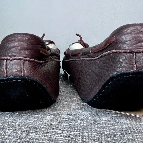 NWT Acorn leather sheepskin men slippers moccasins shoes brown 11