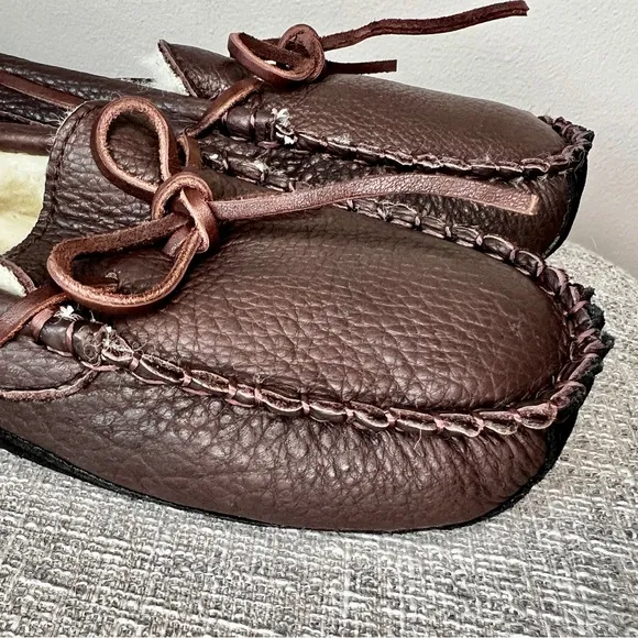 NWT Acorn leather sheepskin men slippers moccasins shoes brown 11