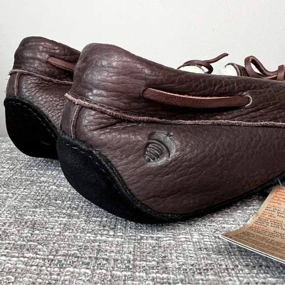 NWT Acorn leather sheepskin men slippers moccasins shoes brown 11
