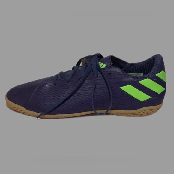 NWT‎ Adidas Nemeziz Messi 19.4 (Size 5.5 Junior Male), Messi logo