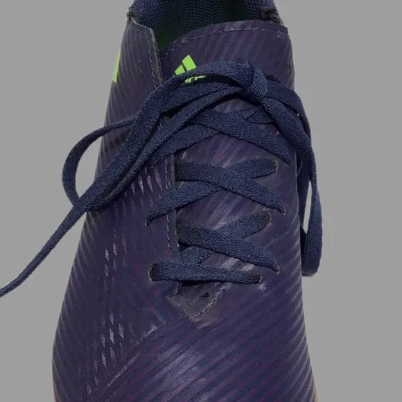 NWT‎ Adidas Nemeziz Messi 19.4 (Size 5.5 Junior Male), Messi logo
