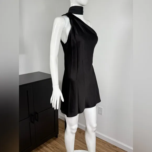 NWT ALICE   OLIVIA Leola One-Shoulder Mini Dress Size 4