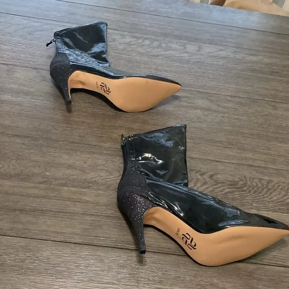 NWT BURJU Savage Ankle Closed Pointed Toe Wet Look With Sparkle Heel 15