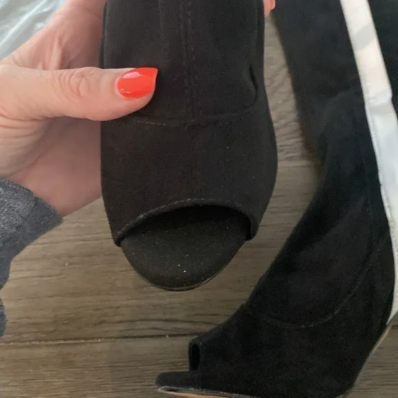 NWT BURJU Speechless Thigh High Open Toe Stretch Thigh Highs Boots | Size 5.5