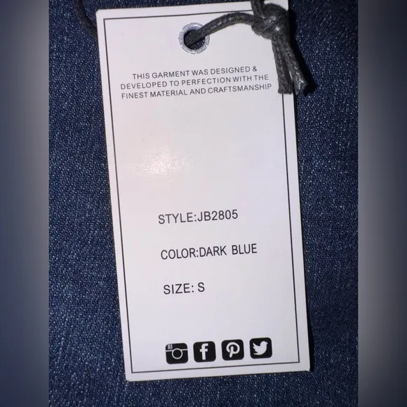 NWT  JUDY BLUE  Dark Wash High Rise Non Distressed Skort