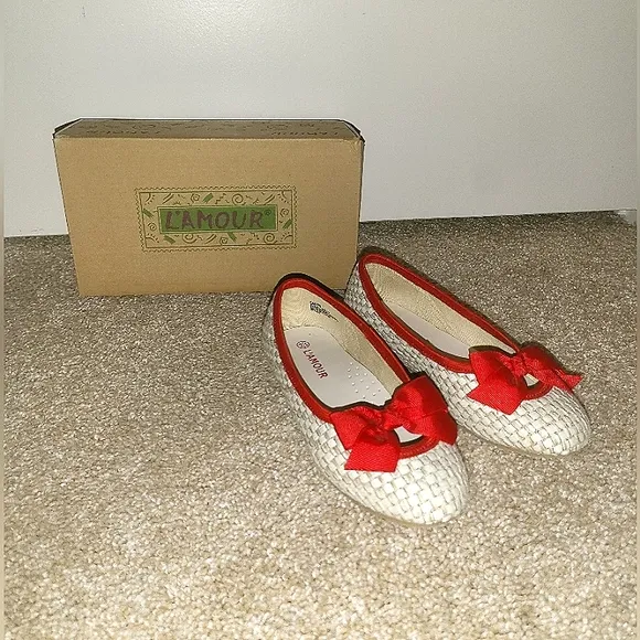 ♥️NWT♥️ L'AMOUR GIRLS DRESS FLATS