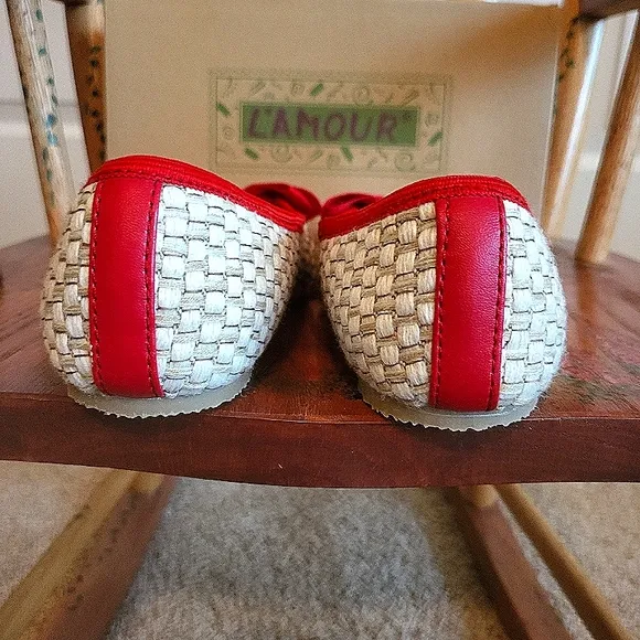 ♥️NWT♥️ L'AMOUR GIRLS DRESS FLATS