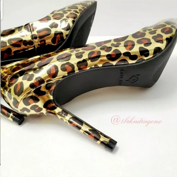 NWT Leopard Print  3&quot; Heels Pumps  Metallic Gold Leopard Print Heels Dress Shoes