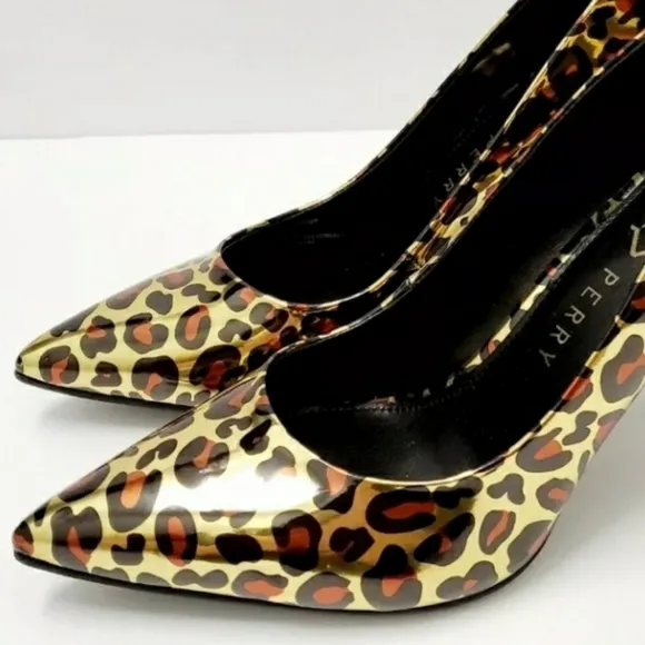 NWT Leopard Print  3&quot; Heels Pumps  Metallic Gold Leopard Print Heels Dress Shoes
