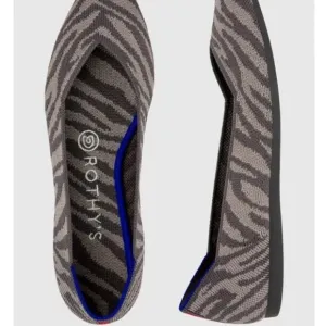 NWT Rothy’s  The Point – Grey Zebra Flat Shoes size 6